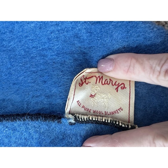 Vtg St. Mary's Ohio Blue Wool Blanket 70x72" Freshly Laundered - Picture 2 of 3